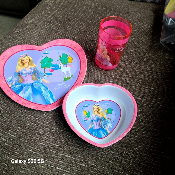 Barbie dinnerware sets - Picture 4 of 8